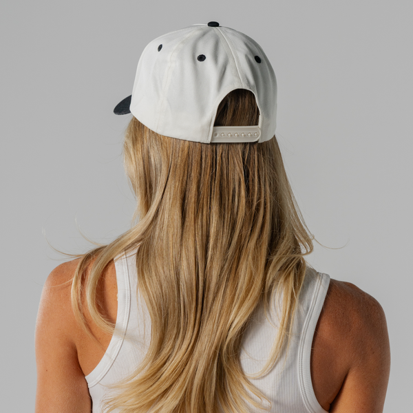The HydroJug Hat C5